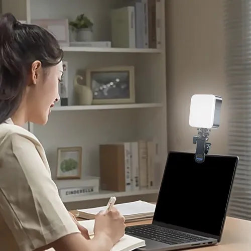 LUZ LED PARA CELULAR O LAPTOP RECARGABLE